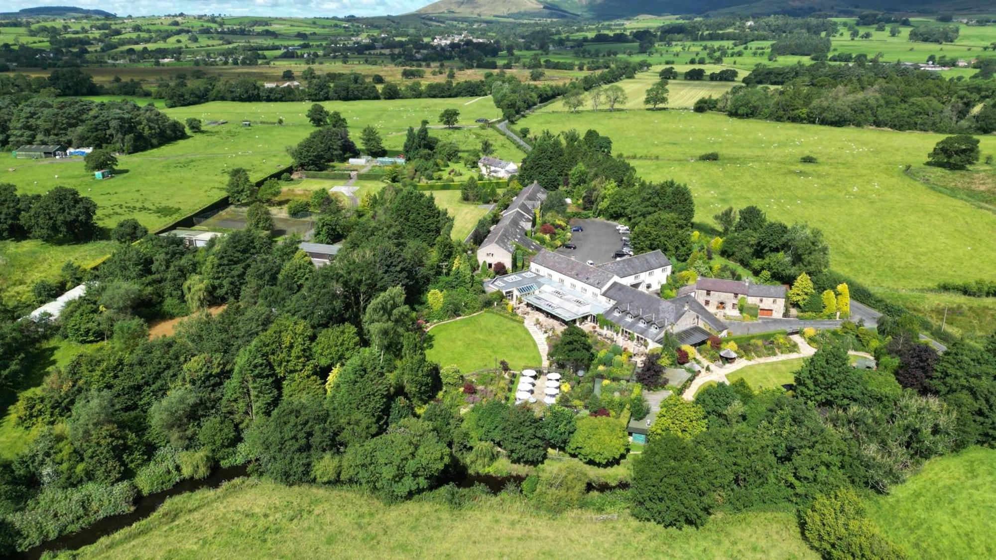Gibbon Bridge Hotel Clitheroe Buitenkant foto